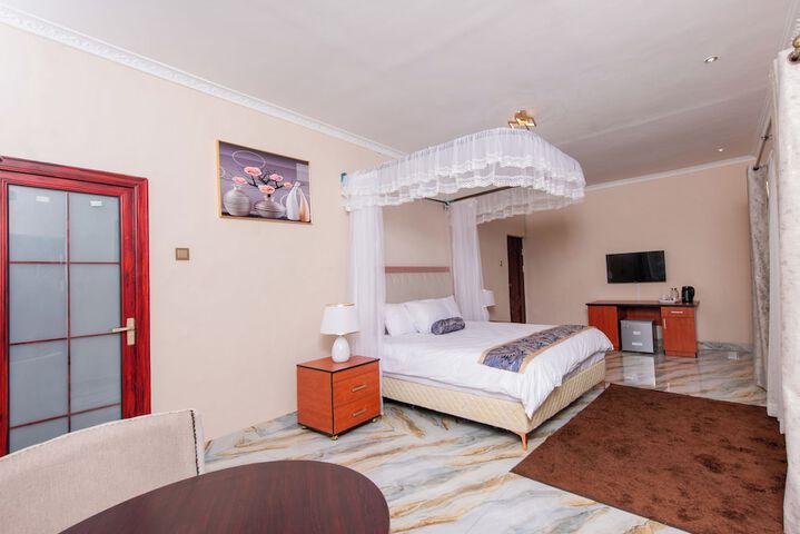 Room 7 of 21