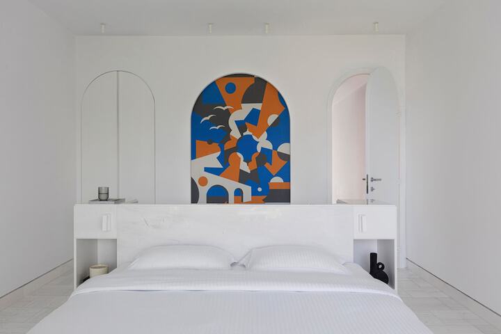Room 42 of 227