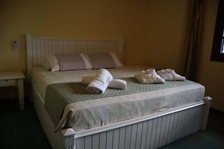 Room 16 of 127