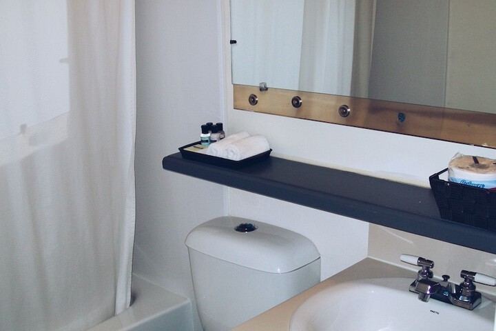 Room 43 of 57