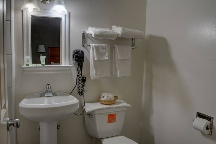 Room 14 of 17