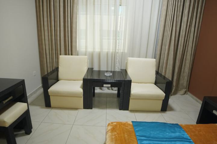 Room 12 of 35