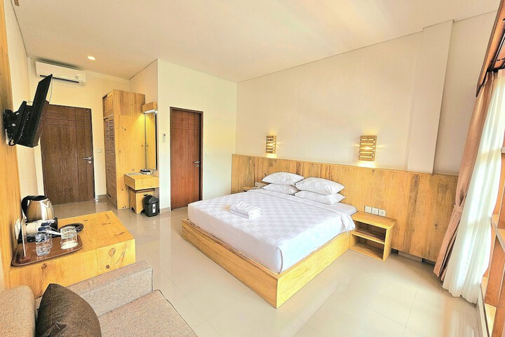 Room 17 of 94