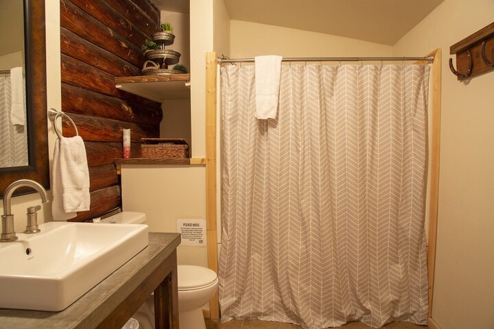 Room 43 of 58