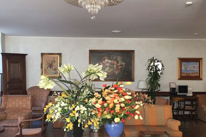Lobby Entry
