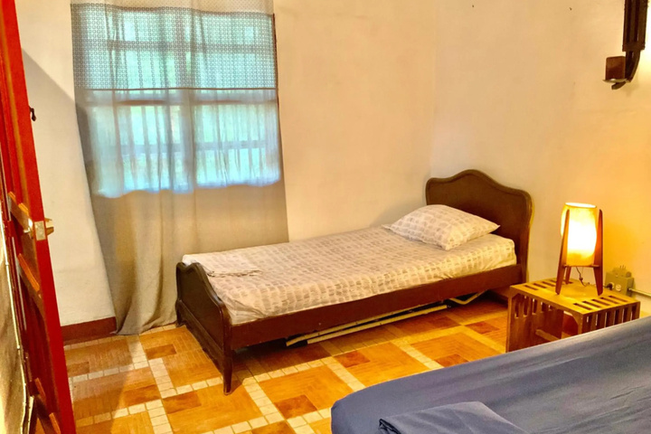 Room 4 of 21