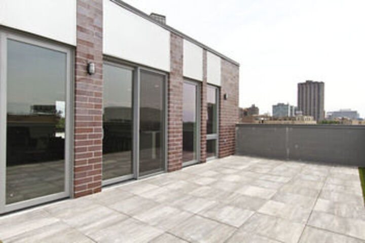 Terrace/Patio 16 of 17