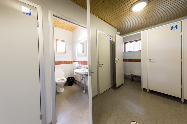 Room 44 of 76