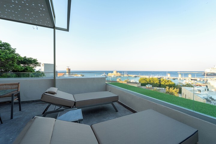 Terrace/Patio 177 of 187