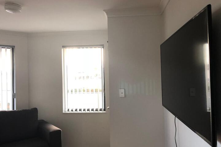 Room 13 of 31