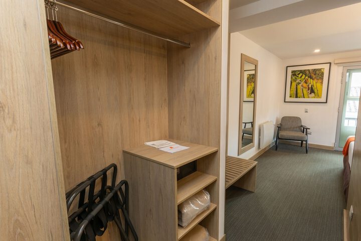 Room 14 of 45