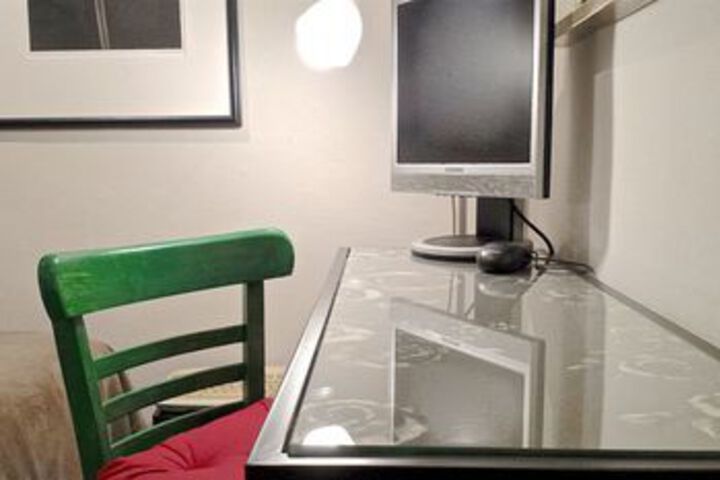 Room 57 of 102