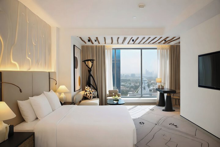 Room 37 of 154