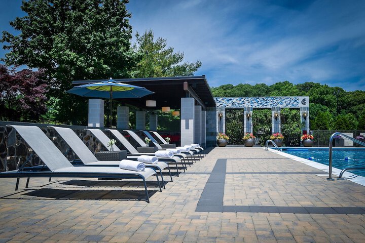 Pool 14 of 32