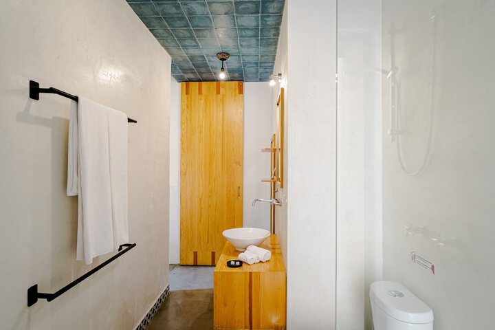 Room 45 of 92