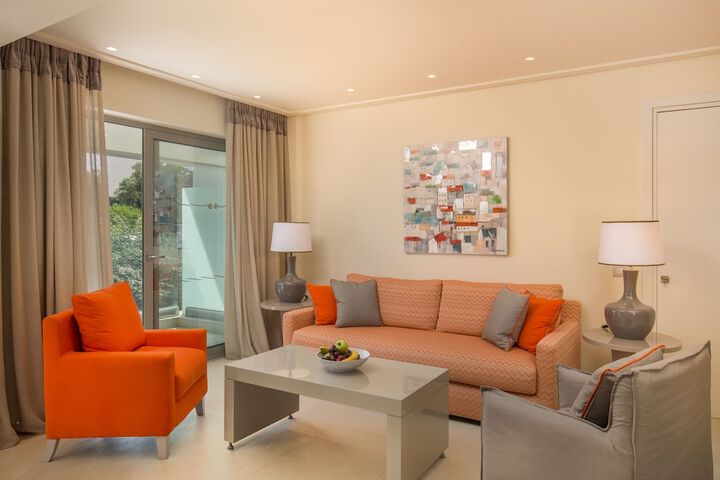 Room 20 of 195