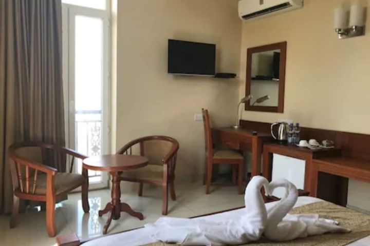 Room 19 of 87