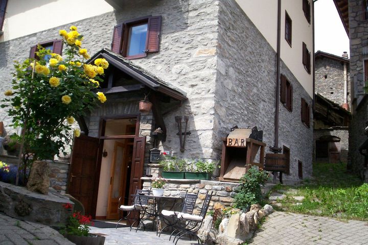 Hotel 37 of 61