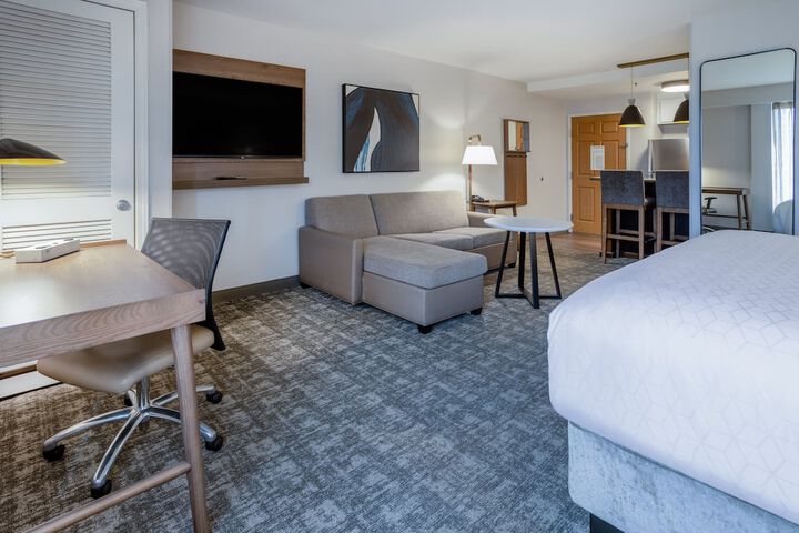 Room 14 of 46