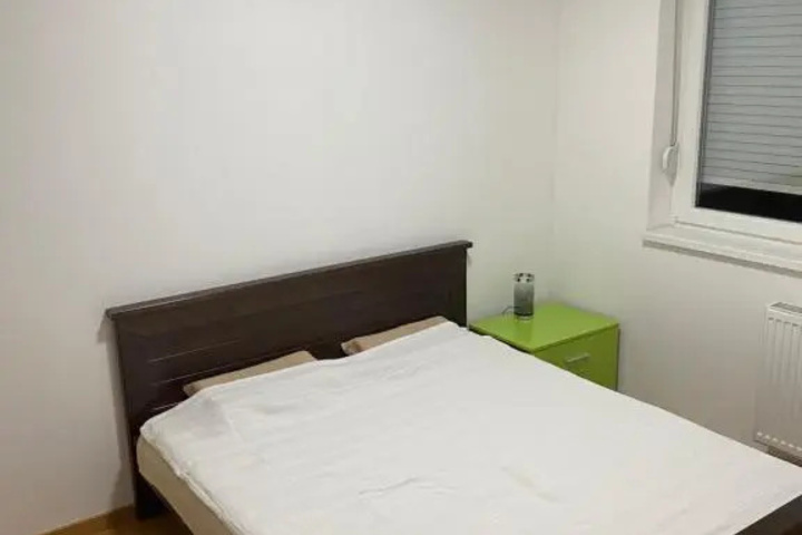 Room 2 of 11