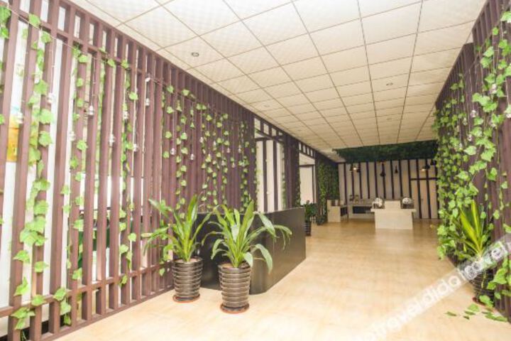 Hotel Interior 25 of 29