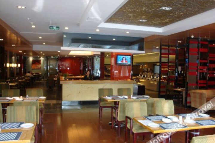 HUACHEN STARLIGHT HOTEL