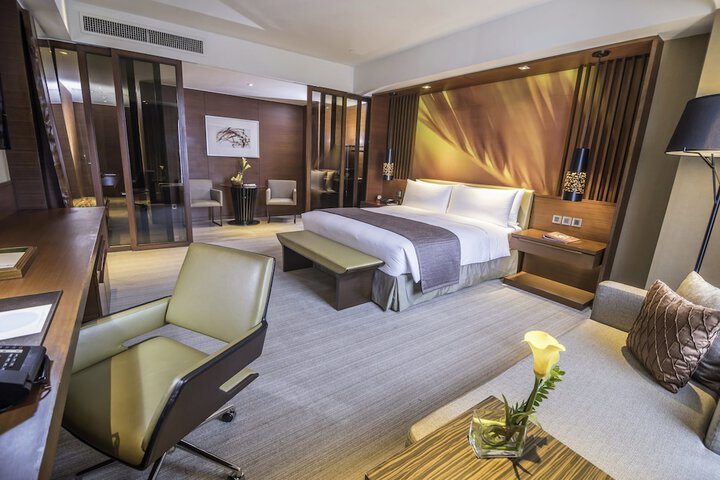 Room 15 of 78