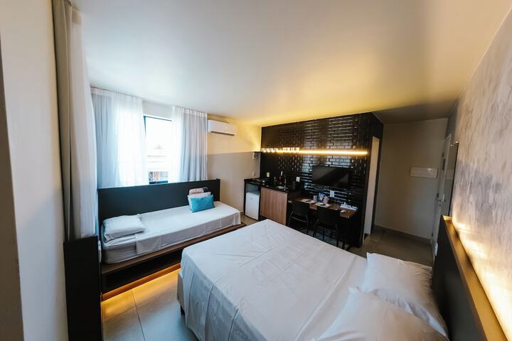 Room 65 of 143