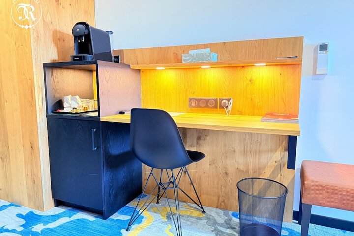 Lounge 150 of 217