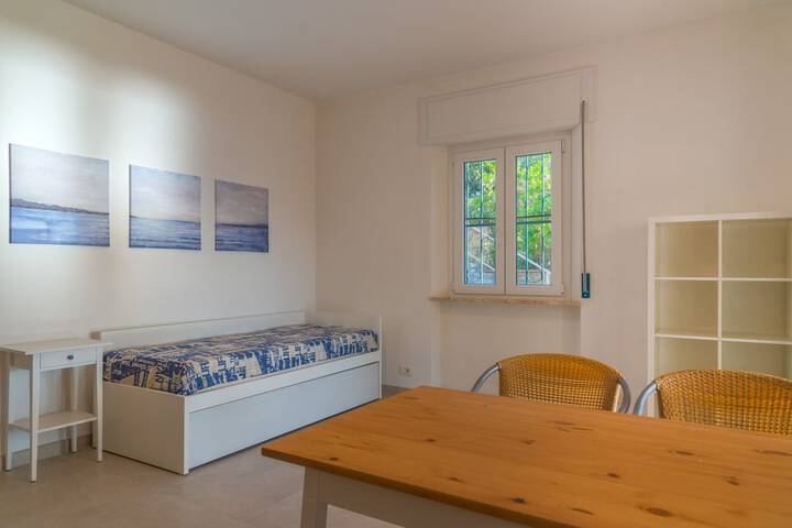 Room 13 of 29