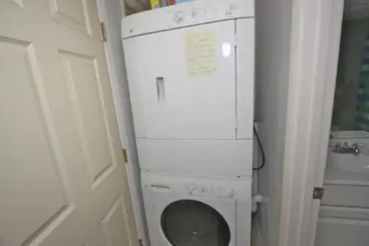 Room 5 of 16