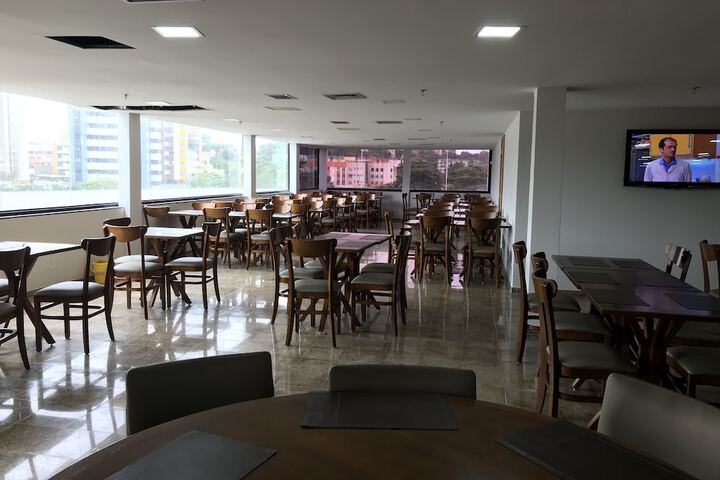 Breakfast area