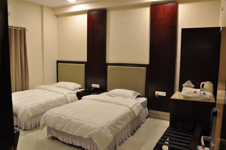 Room 4 of 31