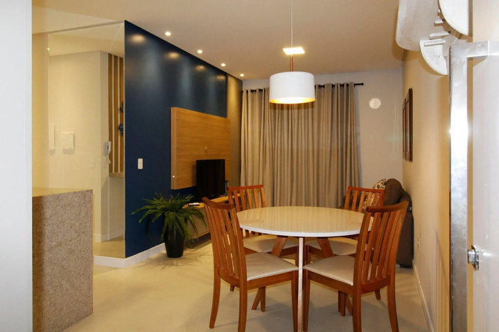 Room 2 of 19