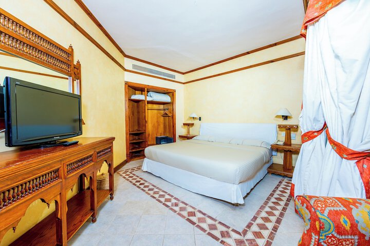 Room 19 of 79