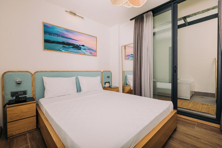 Room 18 of 101