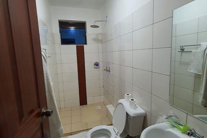Room 34 of 110