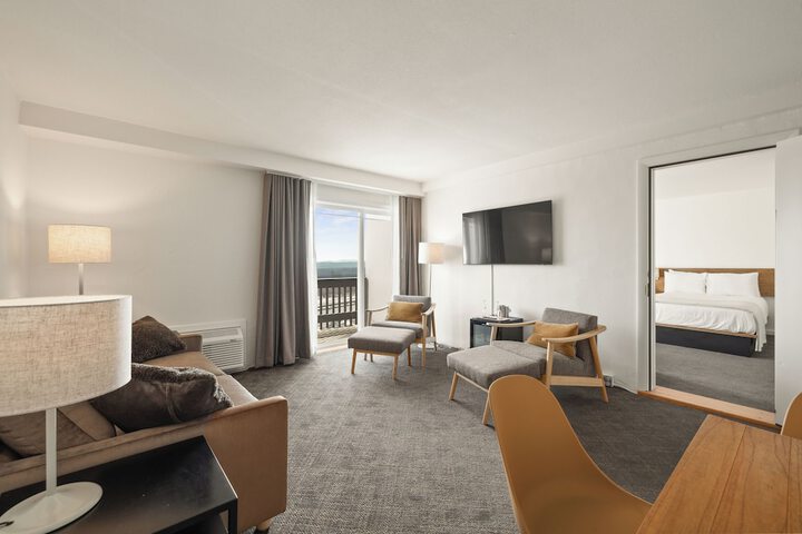 Room 15 of 76