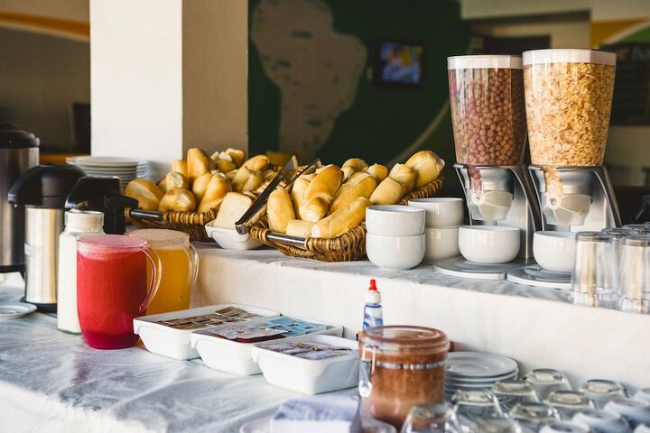 Breakfast/Coffee Service 17 of 32