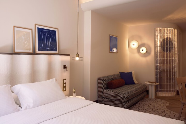 Room 36 of 110