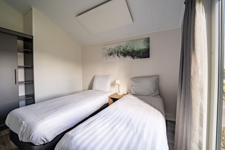 Room 2 of 24