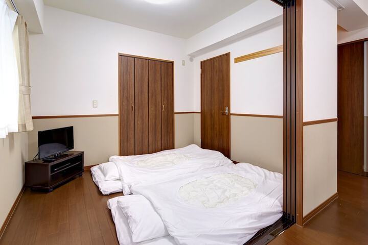Room 25 of 62