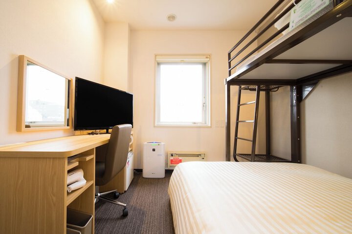 Room 6 of 21