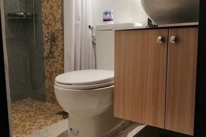 Room 65 of 116