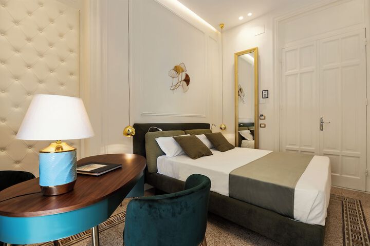 Room 75 of 178