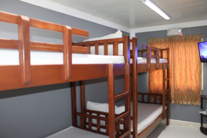 Room 11 of 36