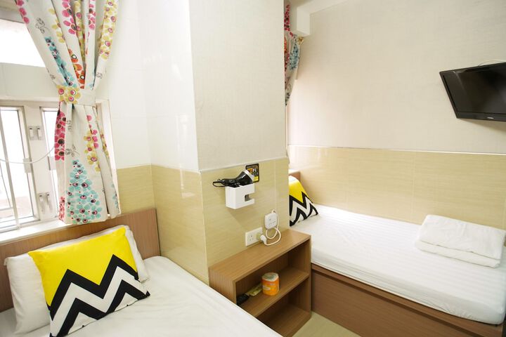 Room 29 of 195