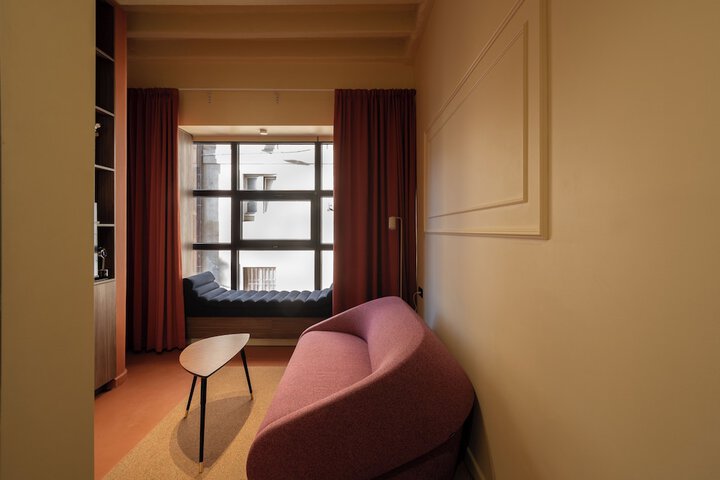 Room 78 of 133