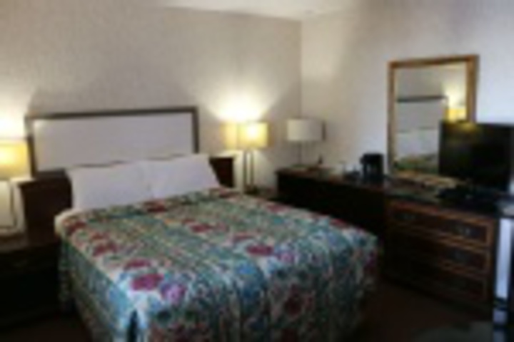 Room 53 of 156