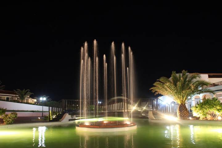 Hotel Exterior 44 of 64
